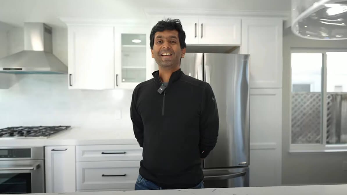 Customer testimonial video thumbnail - Vikash